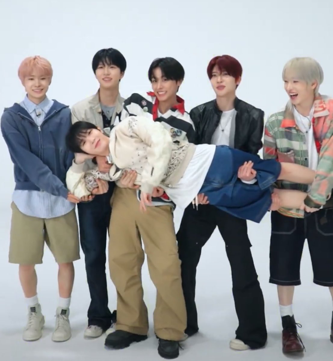 chair🌷⋆˚ ʚїɞ tweet media