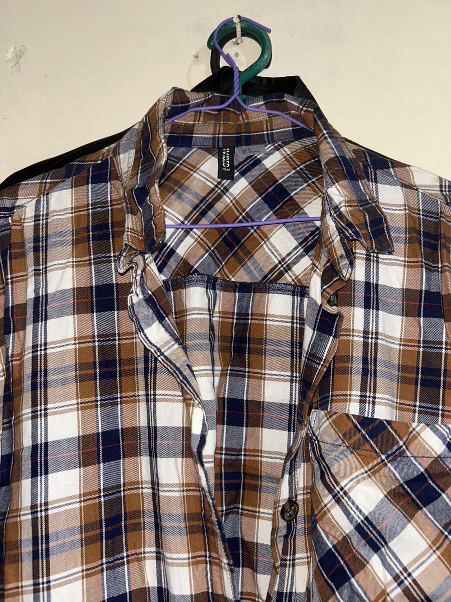 heejsty's tweet photo. WTS PRELOVED Kemeja Flanel H&amp;M kotak-kotak

💋LD 120-150
💋 Panjang 79
💋Oversized
Dom Bekasi

Price : 30.000

https://t.co/y8Nr0R1kNR https://t.co/1tjueYFtI0