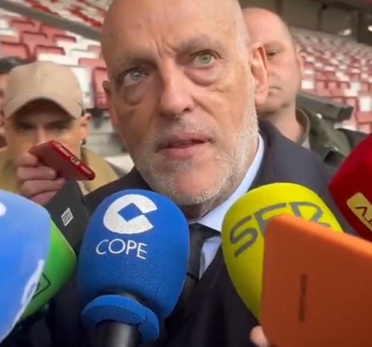 Som I Serem FCB tweet media