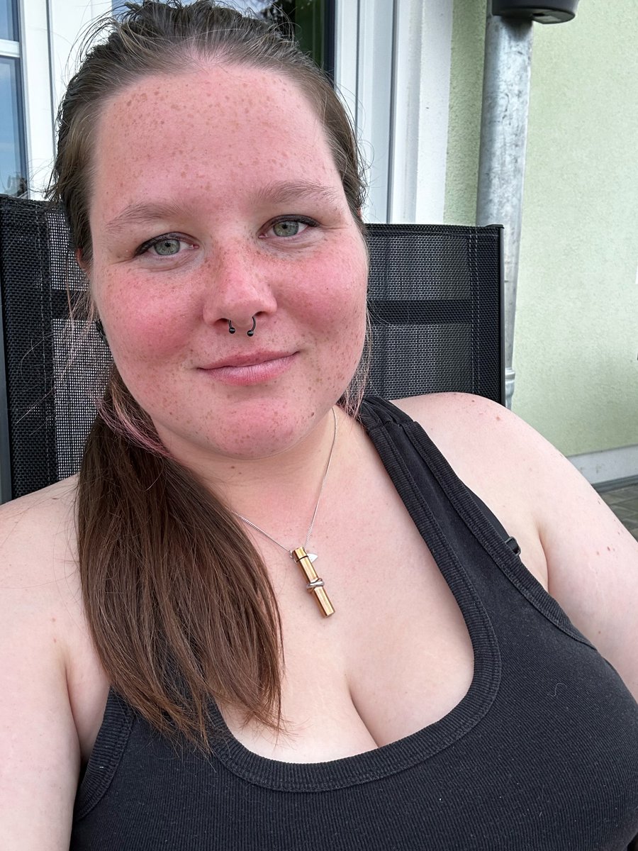 yourchubbymaddy's tweet photo. Do men who actually find chubby girls attractive exist?🫣 https://t.co/OSyh20Uu4G