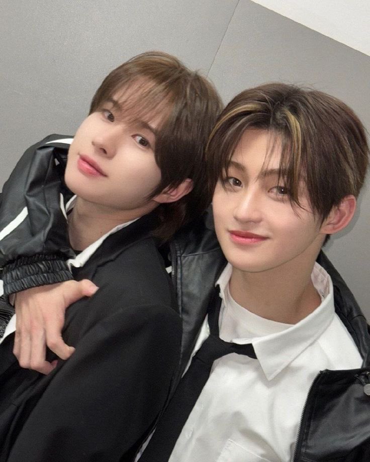 jihoon pics tweet media