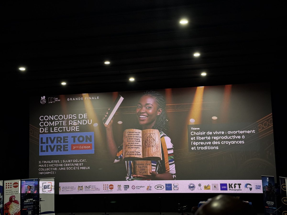 Careliodo's tweet photo. Le concours de compte rendu de lecture « Livre ton livre » organisé par  #MataYara_ONG et dont la finale a eu lieu ce 25 avril constitue un moyen pertinent d’aborder ce sujet, en informant la société sur les conséquences de ce phénomène, qui peut briser des rêves.
#CdRG #VBG https://t.co/ExKyTsDY9W
