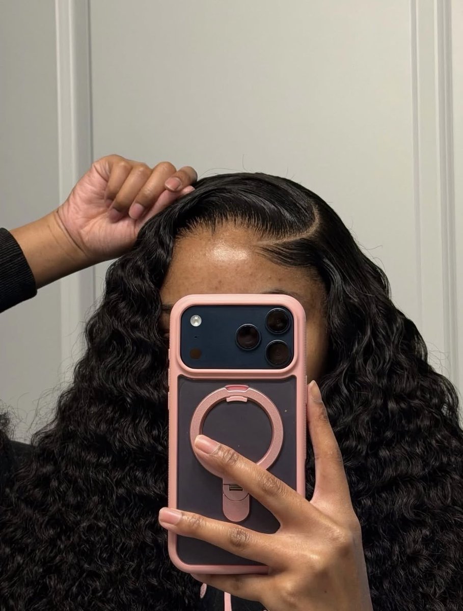 naledii_m tweet media