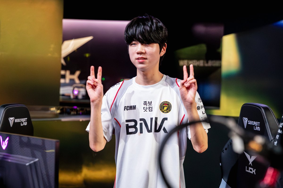 LCK Insider tweet media