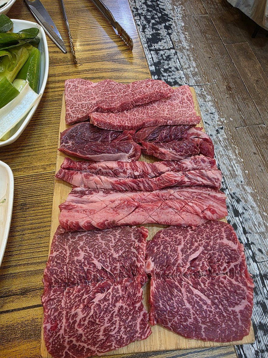 호두두 tweet media