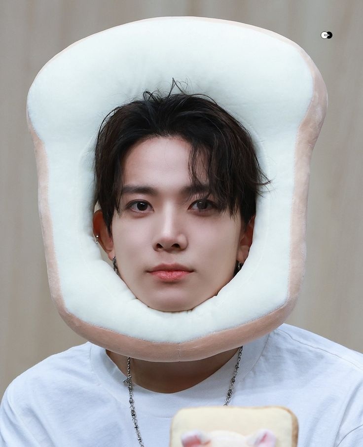 안나 ☆ fan acc tweet media