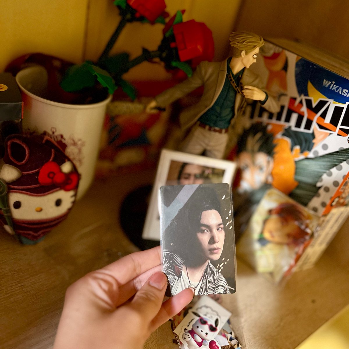 m5onlight's tweet photo. 🐱 | feedback positivo para @rosesndskies!

esse yoongi chegou tão bem embaladinho que tive dificuldades para abrir até! sofi também bem atenciosa e cuidadosa na venda! muuito obrigada!!! https://t.co/fQ7IB08JO4