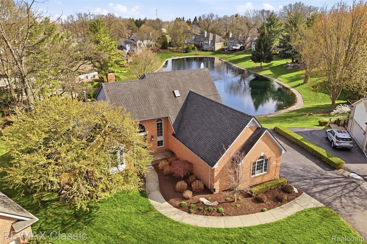 scarpagroup's tweet photo. Be the first to see this incredible new listing in Commerce Township and make it yours!
- John Scarpa #6506049012 with RE/MAX Classic
- Contact me at 586.439.5303 https://t.co/O3VqkgM06X