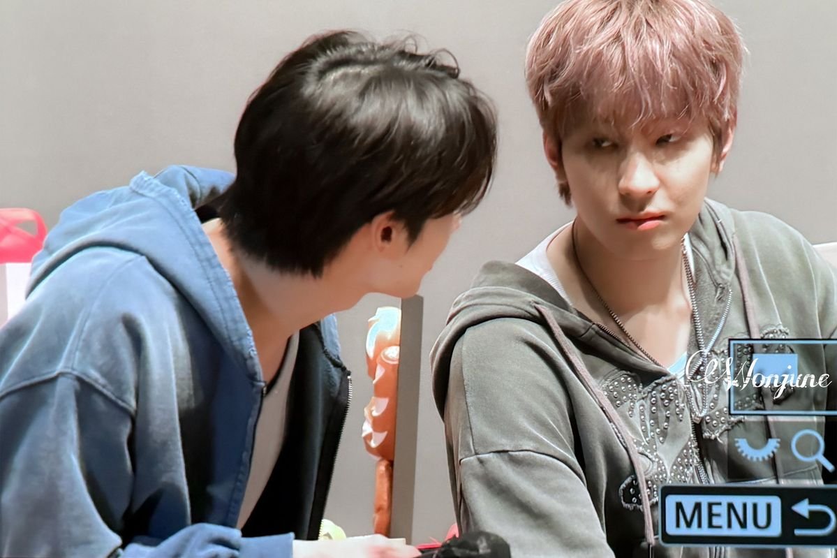 ⋆ ₊ ﾟ ☽ * ₊ ⋆ tweet media