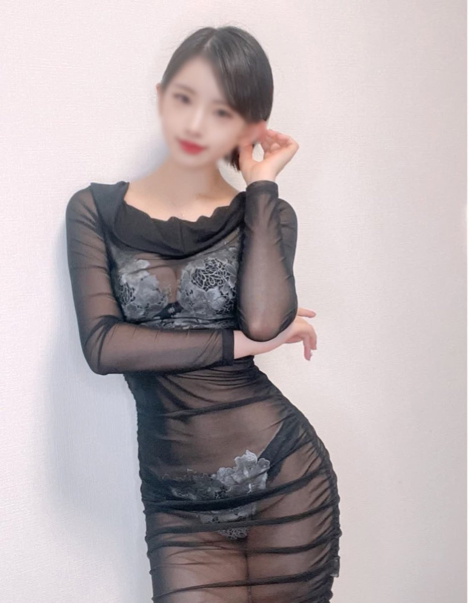 강제 tweet media