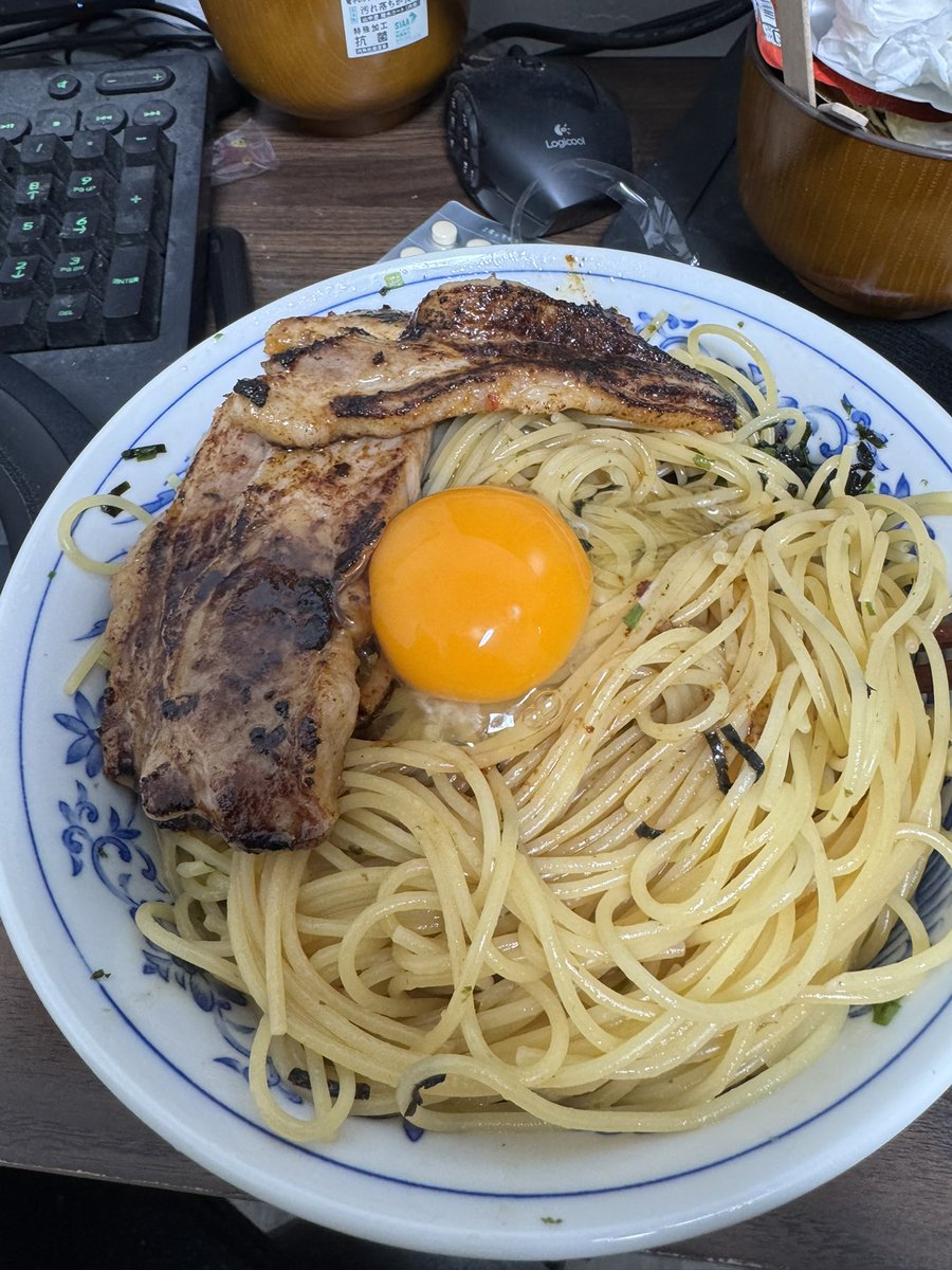 ラーメン屋のメニューにありそう(油そば3日目)