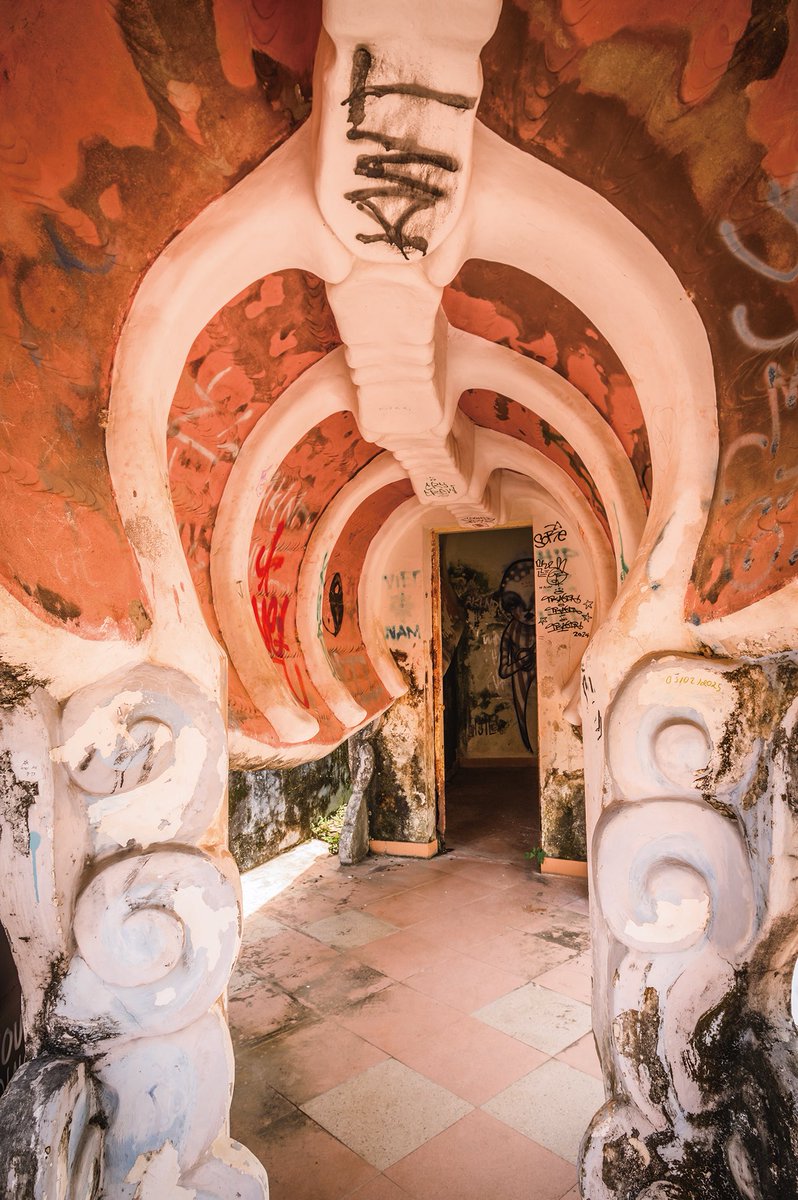 yanohiro_t's tweet image. 龍が住む水の公園
#Urbex #廃墟