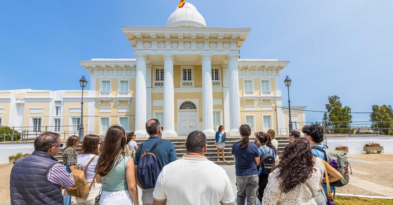 diariocadiz's tweet image. Visitas al Observatorio y al Panteón en San Fernando con motivo de la VII Jornada Histórica de la Armada #SanFernando