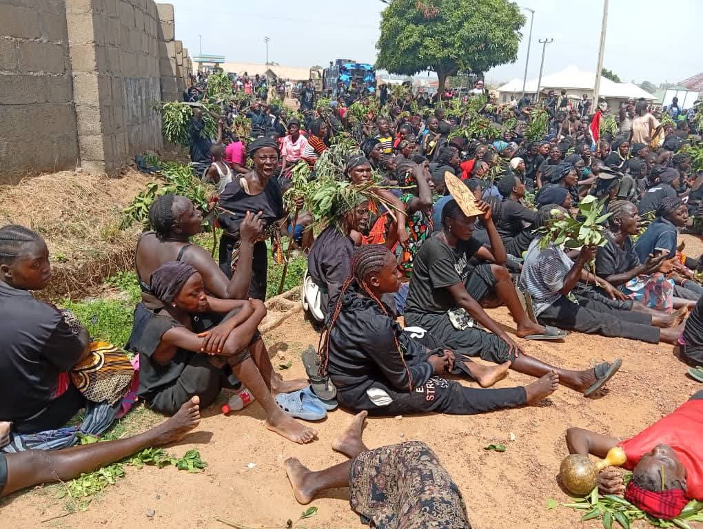 Sister__ tweet media