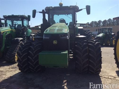 FarmsNews's tweet image. 2023 John Deere 8R 370 👇

MFWD front axle with suspension, guidance ready, 1000 rear PTO, dual rear tires, mid tire width, IVT transmission, and more.

usfarmer.com/tractors/john-…

#ForSale @LegacyEquipment