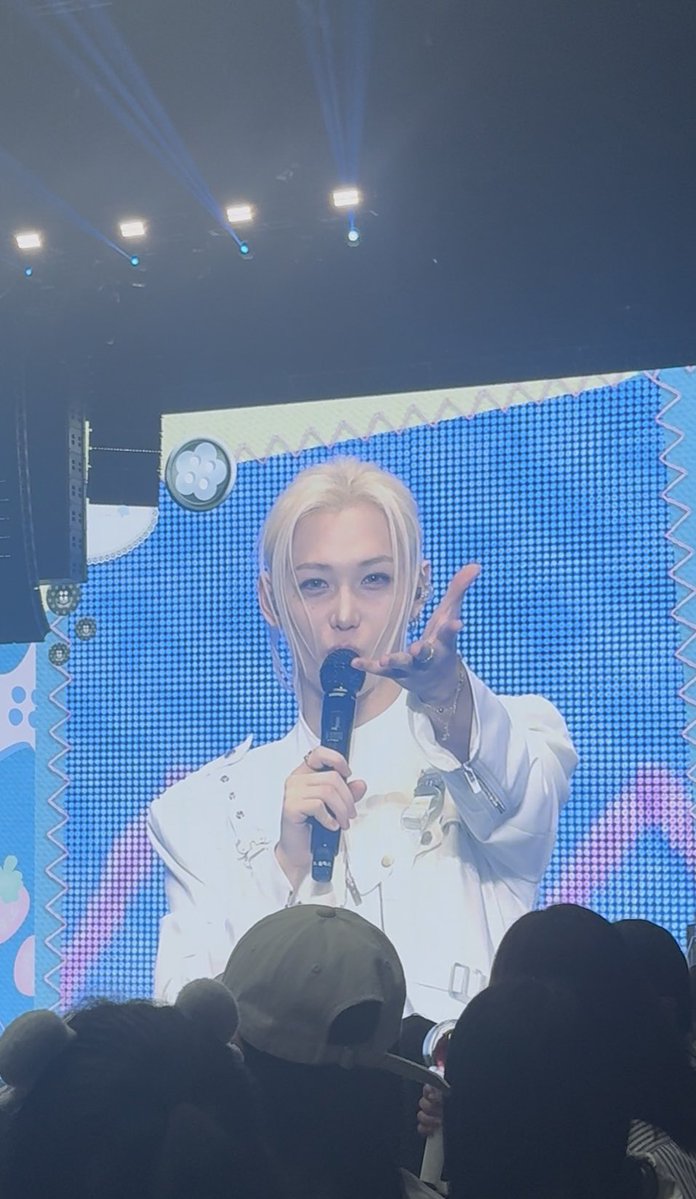 뽁댕 tweet media