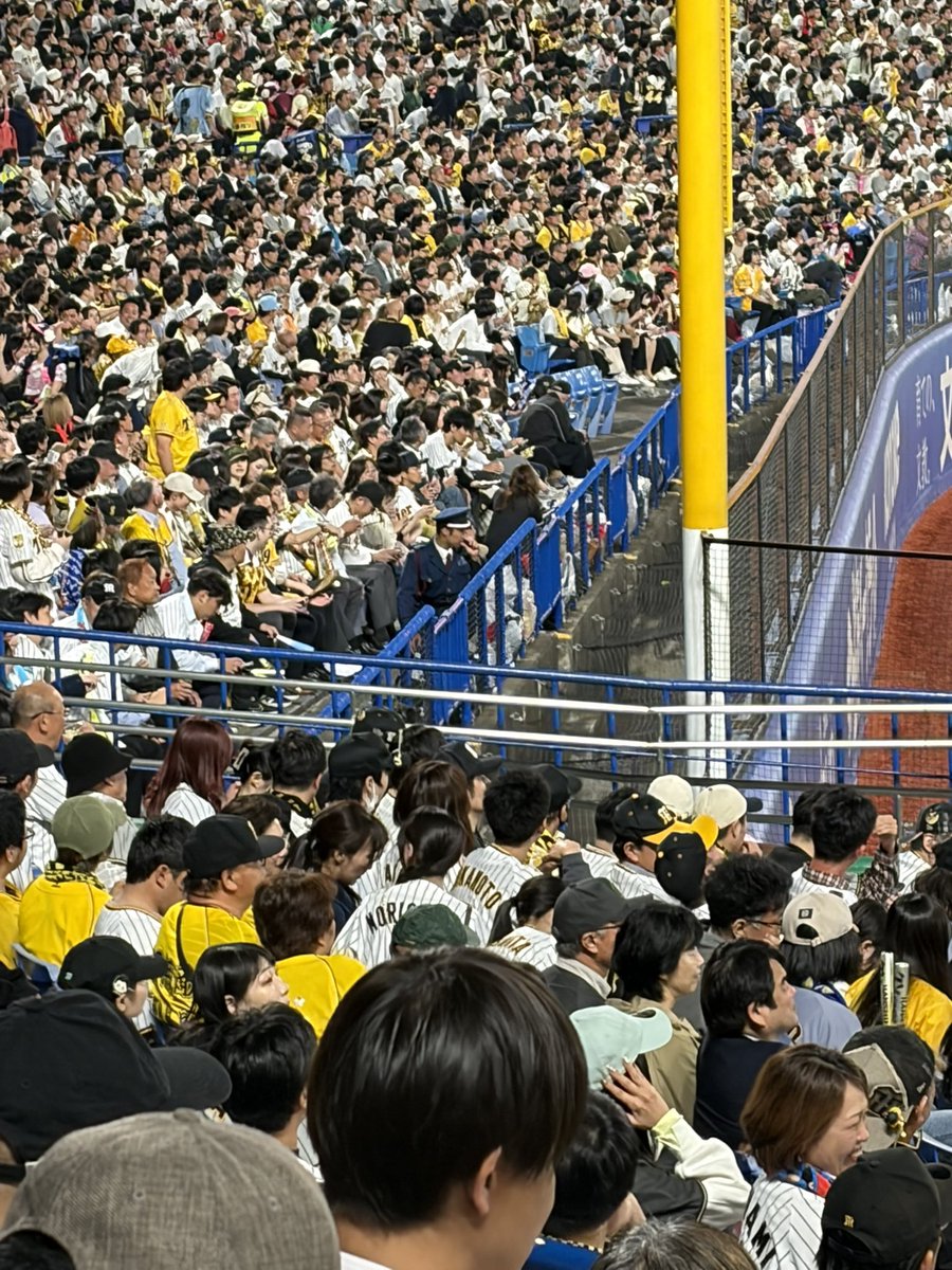 くすまち tweet media