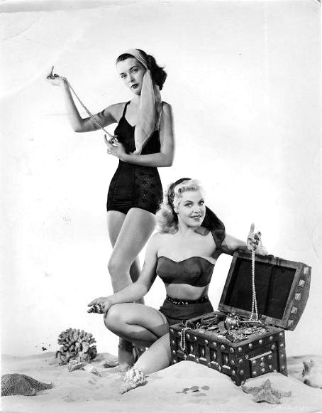 SMRevolinski's tweet image. It's TWOsDAY!

Enjoy the first two chapters of my new story: "Lady Jacqueline's War"

Part 1 -medium.com/serial-stories…

Part 2 --medium.com/serial-stories…

In #Victorian London, consulting detective and sometime spy, Lady Jacqueline's adventures. 

#HISTORICAL #FICTION #espionage