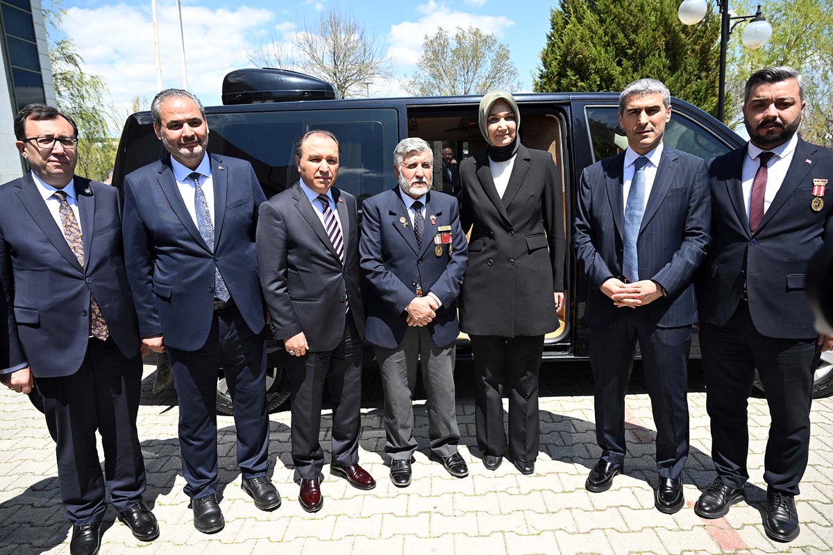 Afyonkarahisar Sağlık Bilimleri Üniversitesi tweet media