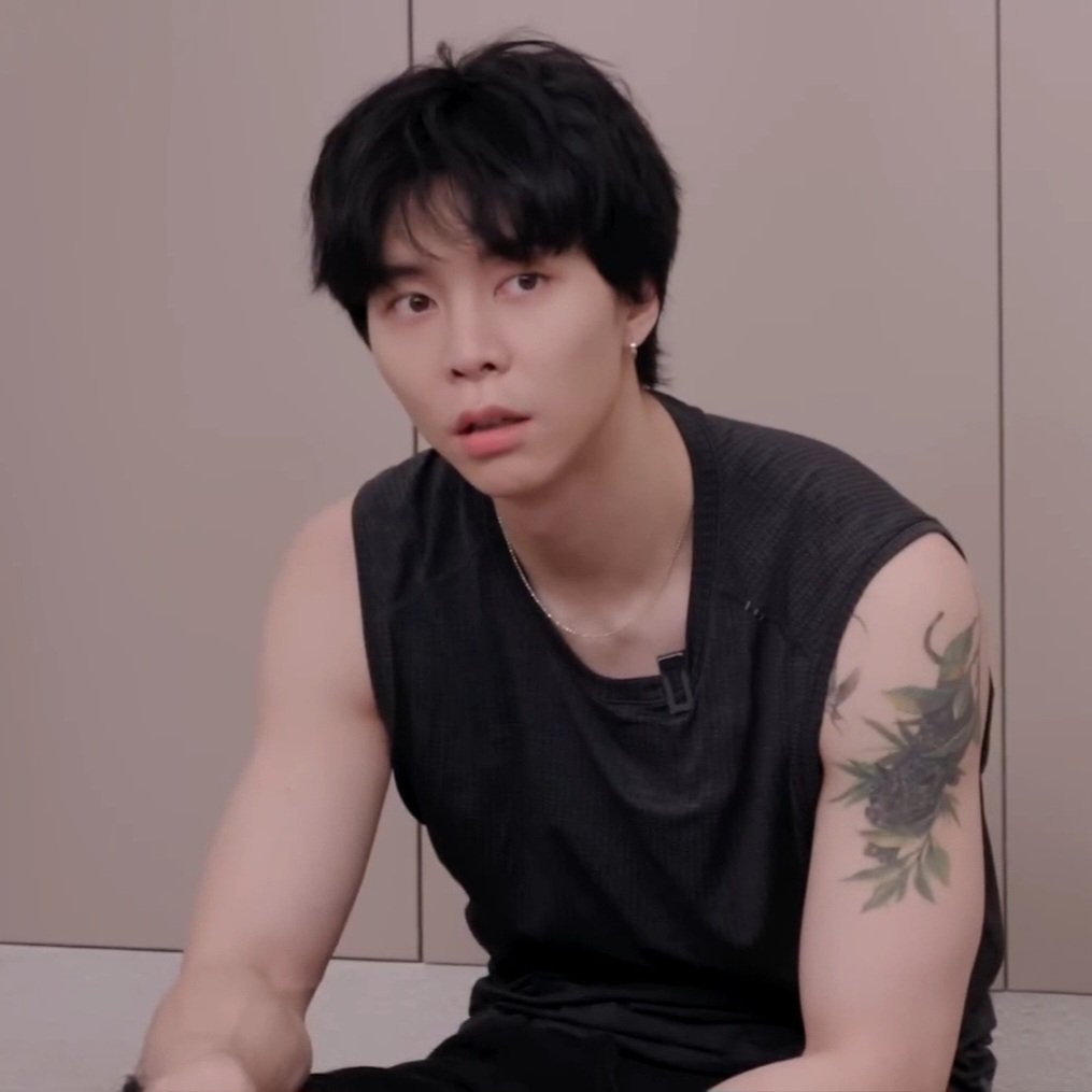힘드니까 왜이렇게 잘생겨지지