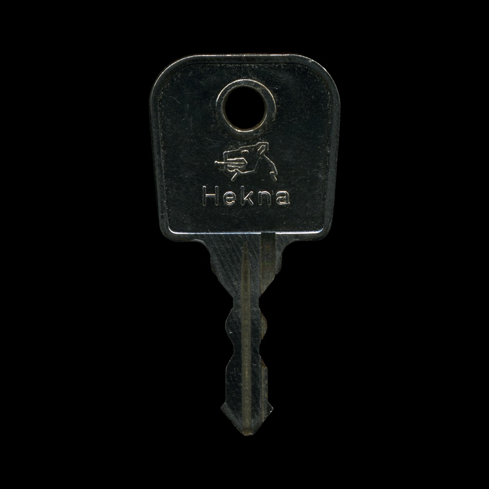 ecbscanned's tweet image. .1449
/ Furniture lock key "Hekna". Germany. No.1

#scan #scanography

#tool #household #furniture #key #metallic