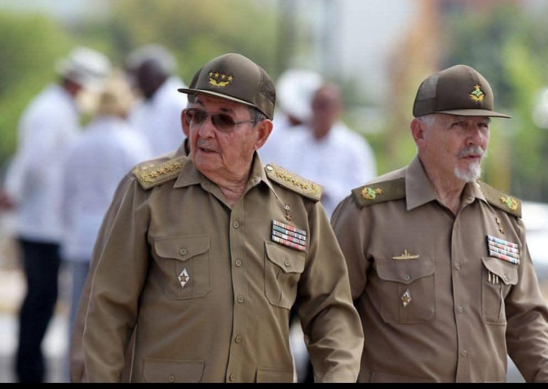 Ya son 9️⃣4️⃣ años #ConElPieEnElEstribo
#DefendiendoCuba🇨🇺💪❤️👇

Feliz cumpleaños al Comandante de la Revolución, Ramiro Valdés Menéndez, ejemplo de coraje y valor, que nos enseña día a día que #LaPatriaSeDefiende‼️