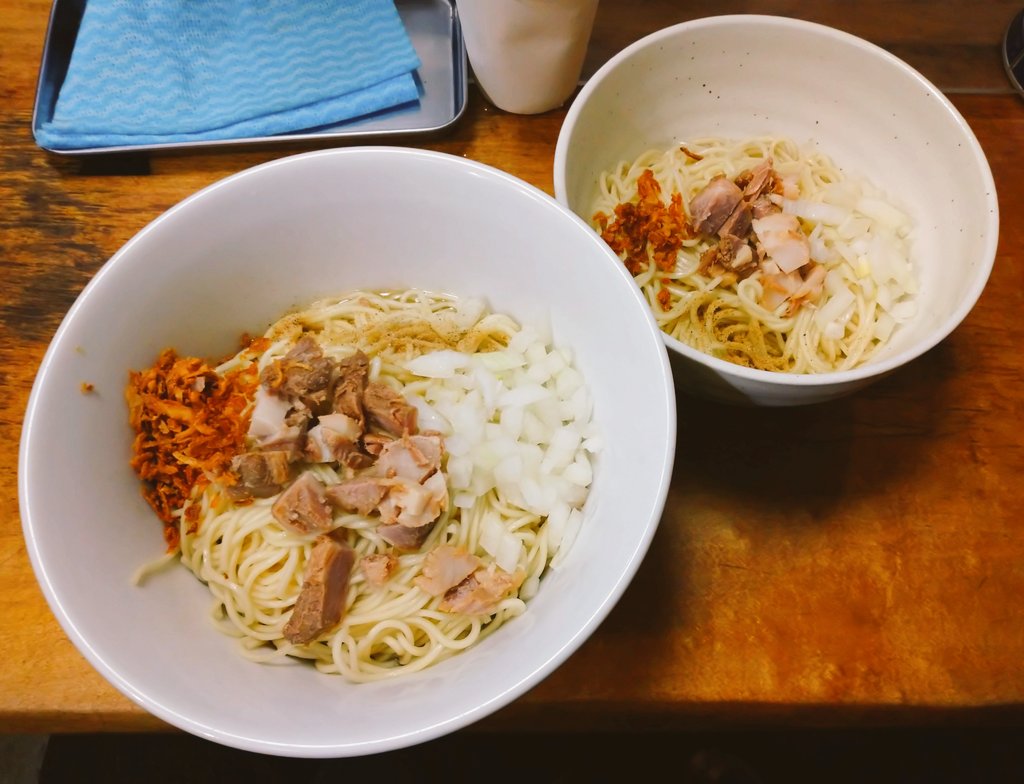 モニヤン tweet media