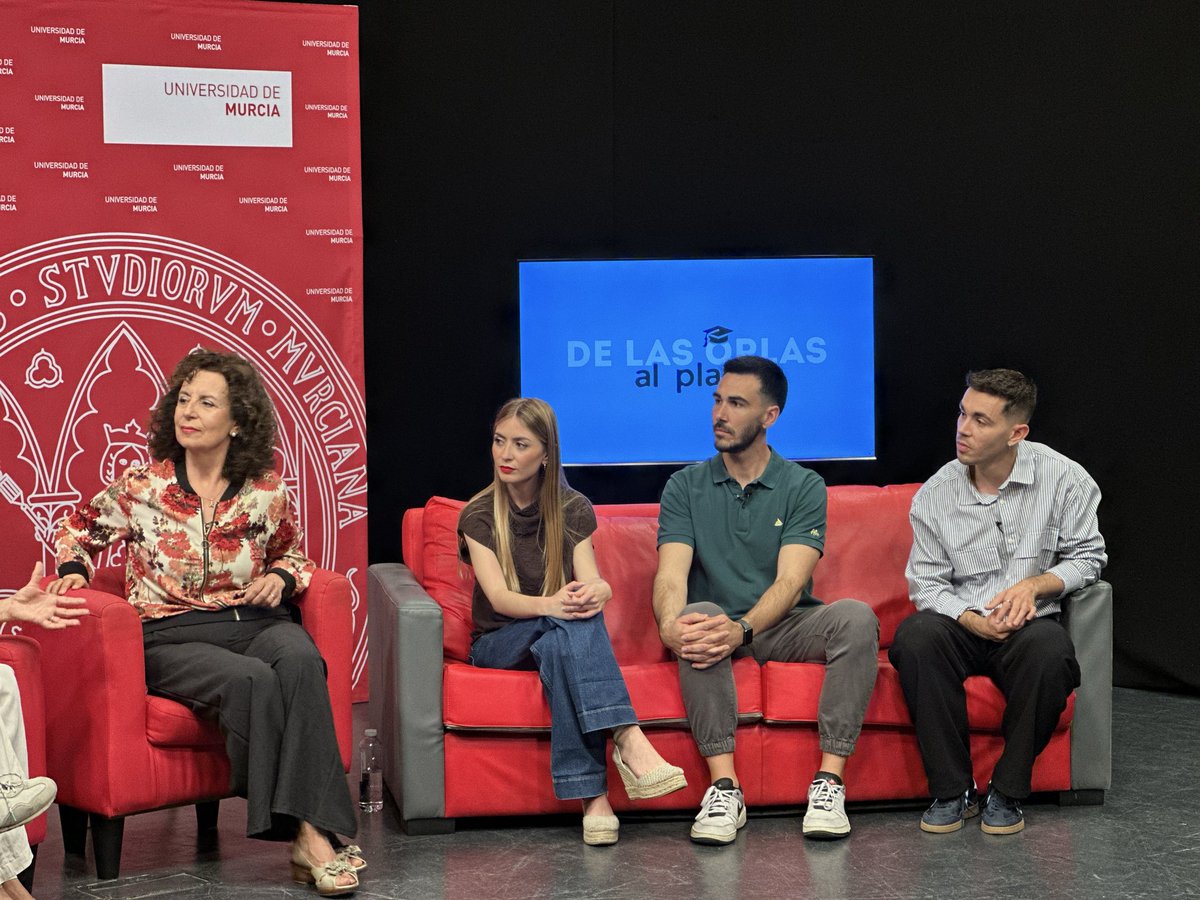 Álvaro Cárceles tweet media