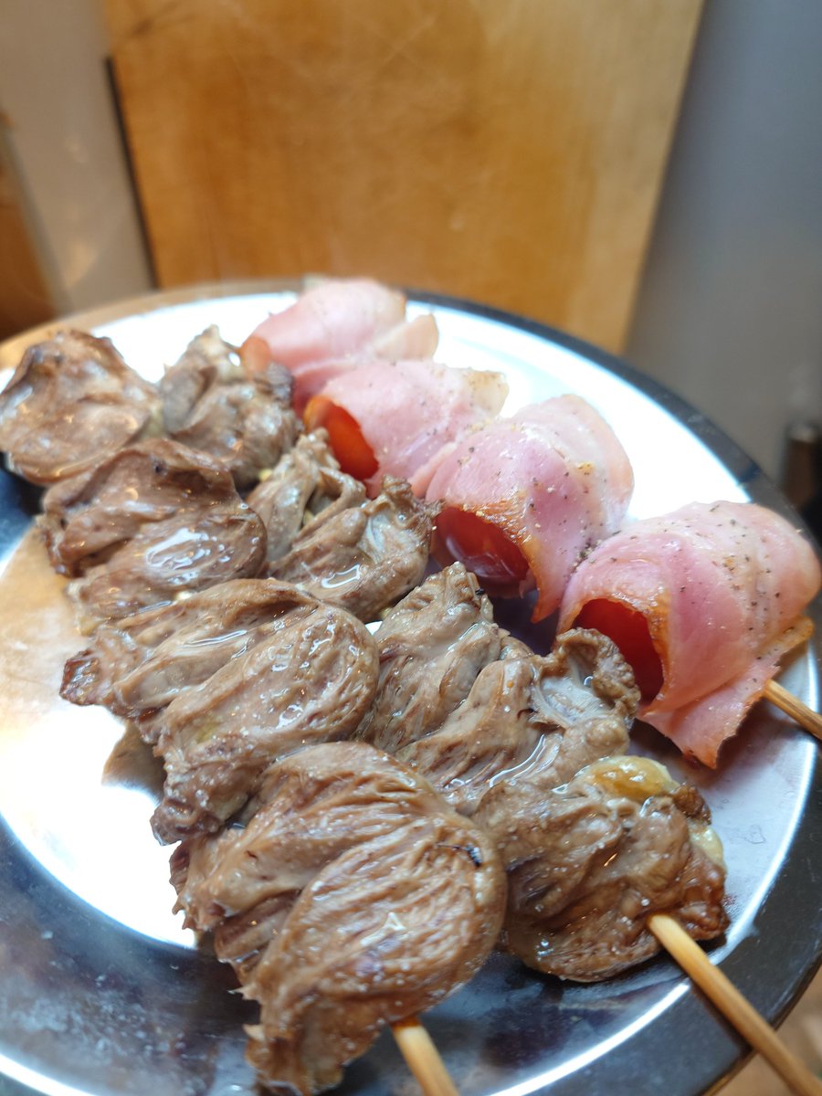 はい、こちらひょうご食材　丸天開発室です　の　室長 tweet media