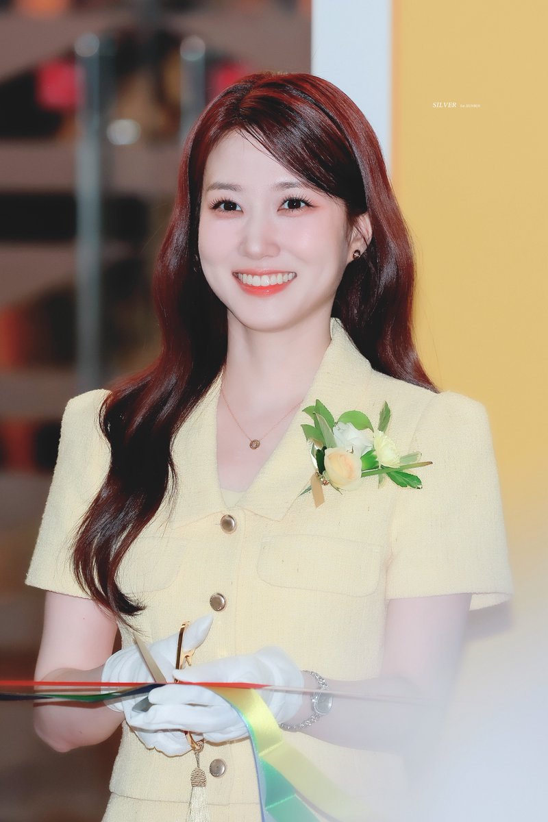 sɪʟᴠᴇʀ tweet media