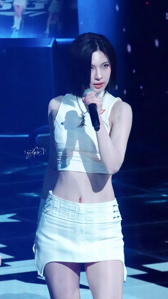 冷脸

#NMIXX #엔믹스 
#배이 #BAE