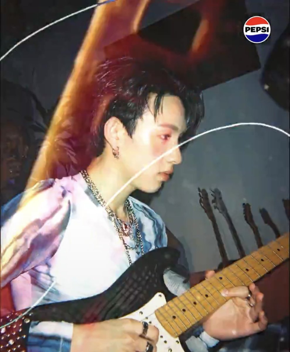 เม้ว🐾 tweet media