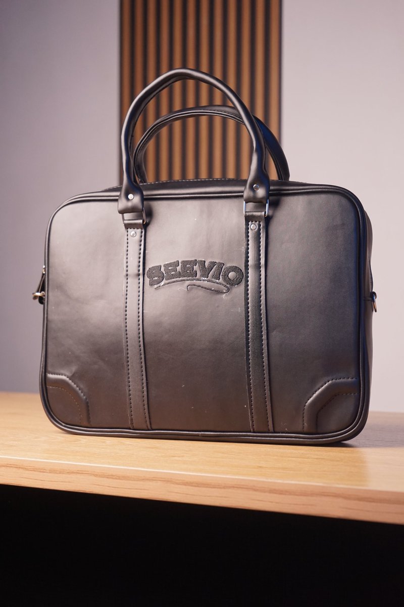 SEEVIO_LeatherC's tweet photo. @PoojaMedia Handmade premium bags crafted to suit your style and everyday life. 
Nationwide delivery https://t.co/94ZgGXnT3M