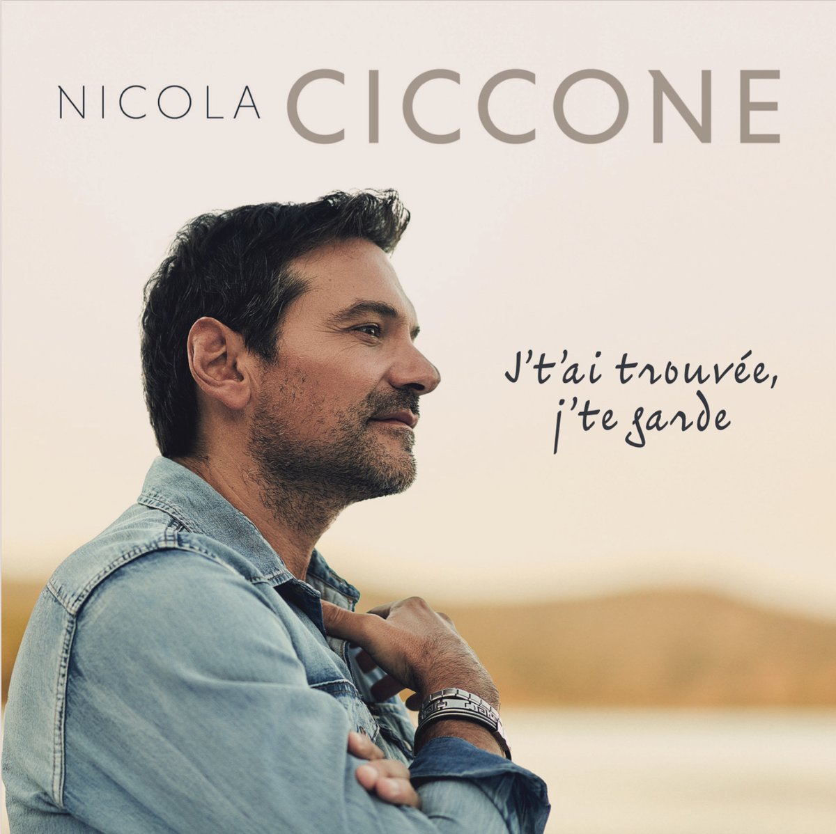 nicolaciccone's tweet image. Nouveau  spectacle virtuel avec l'album J’t’ai trouvée, j’te garde du 22 au 25 mai. Il est possible de vous procurez des billets ainsi que le nouvel album Beautiful Madness dès aujourd’hui sur le nicolaciccone.com.
#BeautifulMadness #Jtaitrouvéejtegarde #spectacle