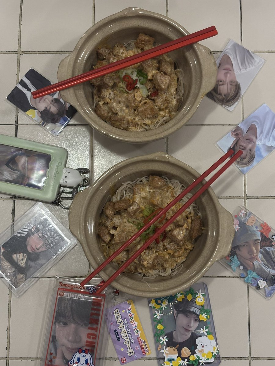 o𝚛𝚎𝚗 • k/ia tweet media