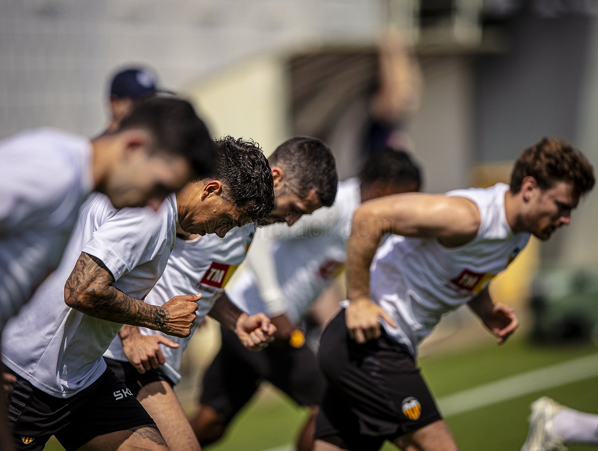 Valencia CF tweet media