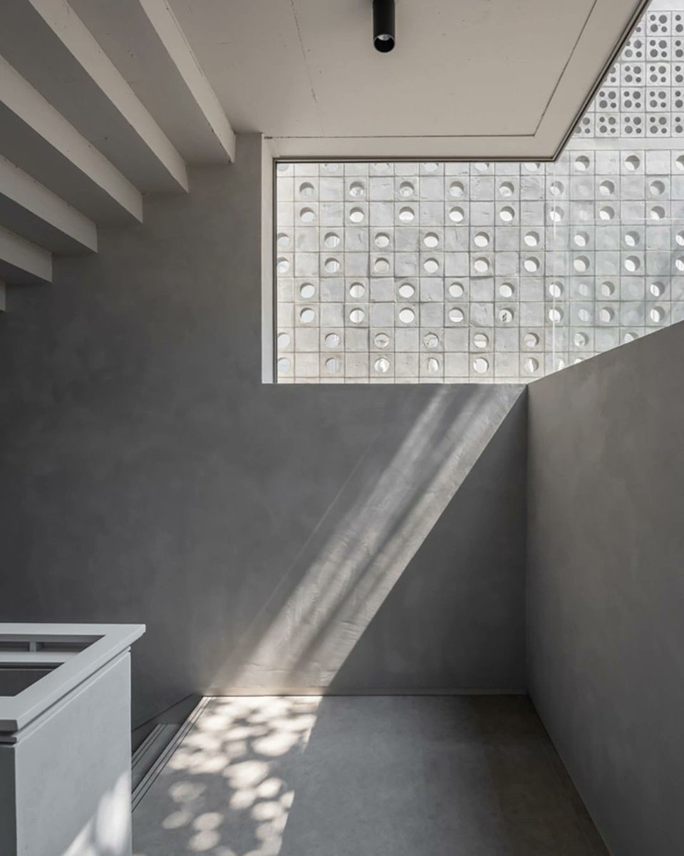 illustrarch's tweet photo. Sailom House by Anonym
#illustrarch #thaiarchitecture #brickarchitecture https://t.co/2oqc1YOwu8