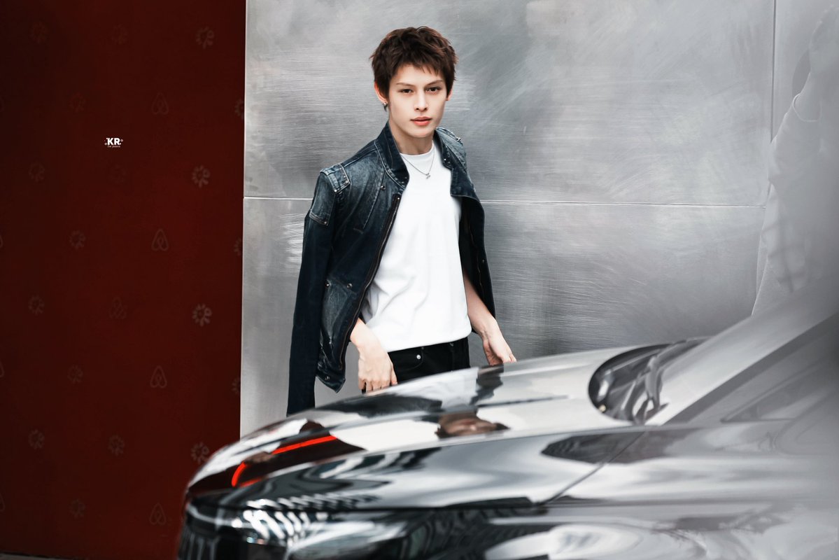 nia💭 kena limit tweet media