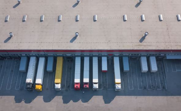 isayolsanta's tweet image. 🚛💥😮Los conductores profesionales podrían hacer huelga si el Gobierno no les concede la jubilación anticipada. 

diariodetransporte.com/general/minist…

#Logística #supplychain #Transporte #OptimizaciónLogística #GestiónLogística #OperacionesLogísticas  @diariodetransporte