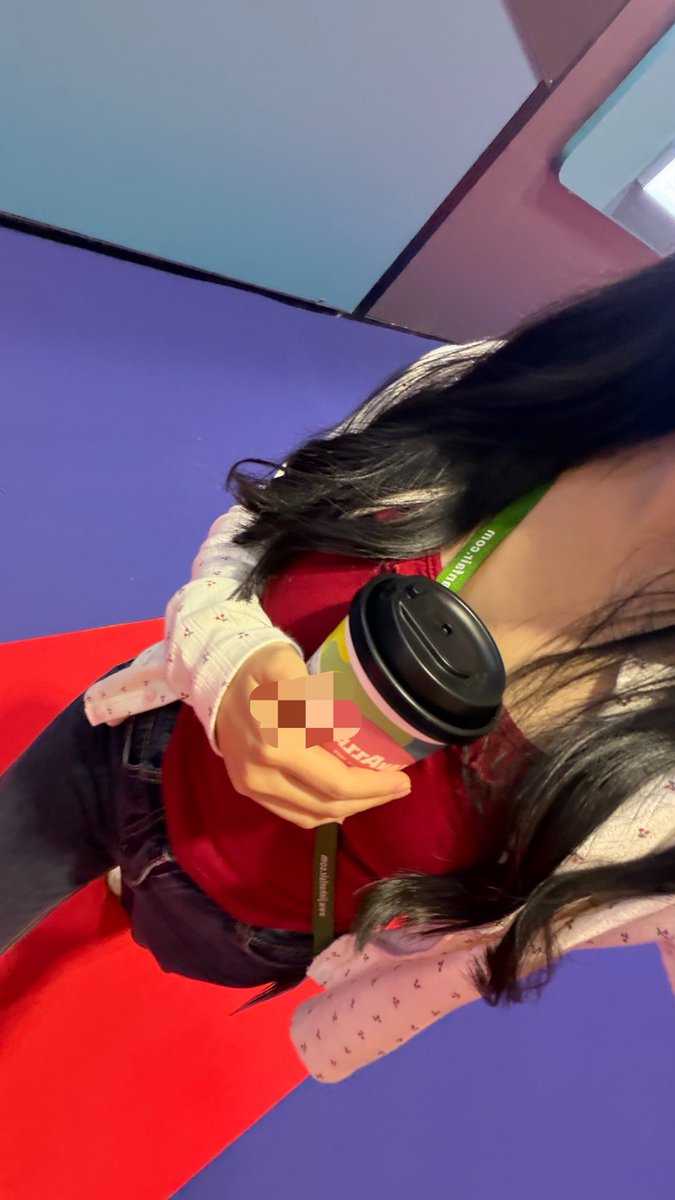 ୨୧ tweet media