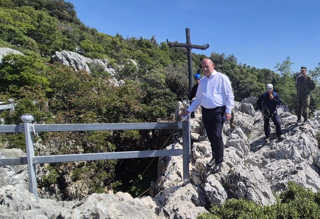 Tomo Medved tweet media