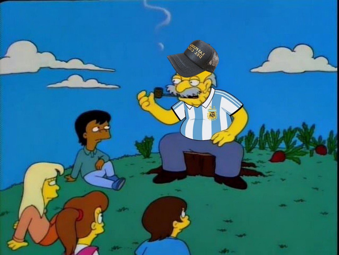 - Y así es como todos aclamamos al Javo, que trajo la CARNE DE BURRO y desterró para siempre la carne de vaca porque estaba maldita...