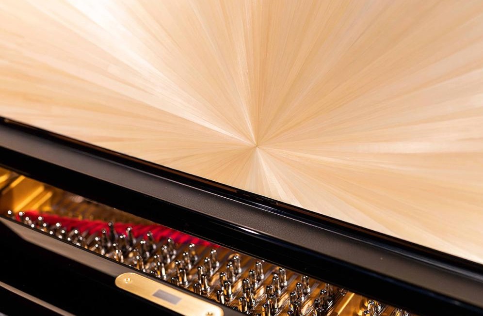 tracey_my_wong's tweet image. How could something as simple as straw feel luxurious on a Steinway?

Yet it does.

The most memorable luxury moments often begin with something ordinary, seen differently.

Prestige isn't always built into the material, but in the emotion it leaves behind.

#Craftsmanship