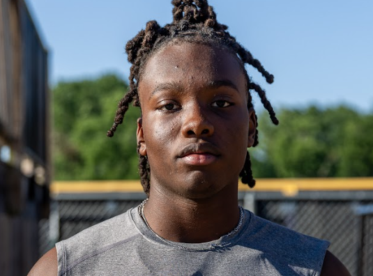 sixstarfootball's tweet photo. EVENT COVERAGE | Several Elite DL prospects impressed at Rivals combine on Day 2 in Nashville

📈Several elite prospects and rising DL prospects showcased talent and poise on Day 2 Nashville🔥

STORY▶️https://t.co/wMENm2lJXb

@santanabox336 @IzayiahBray @CamdenDayy @EldridgeJE99 @IfeEmedobi @GraesonGordon @KellanHbigdawg @Aedyn_Havili @KeilanNeal64 @kppp_7 @Zebobeen54 @AmuriSikes @FineTVailahi @MoloVailahi