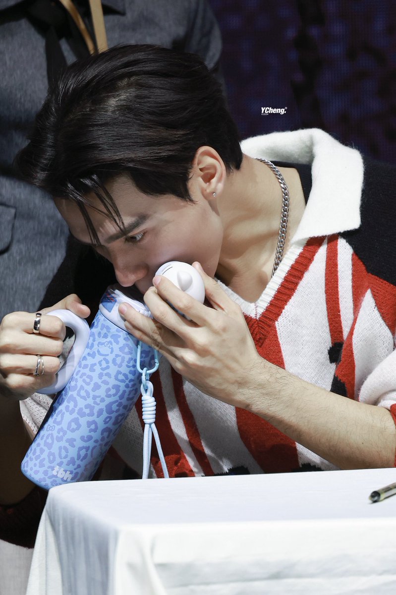 𝐚𝐧𝐚 ☁️ .✦ ݁˖ 🪐 ⋆˚ 💫｡ tweet media