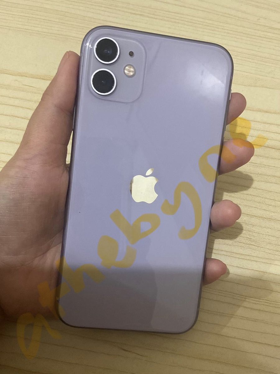 𝐝𝐢𝐧𝐝𝐚☄ wts iphone 11📌 tweet media