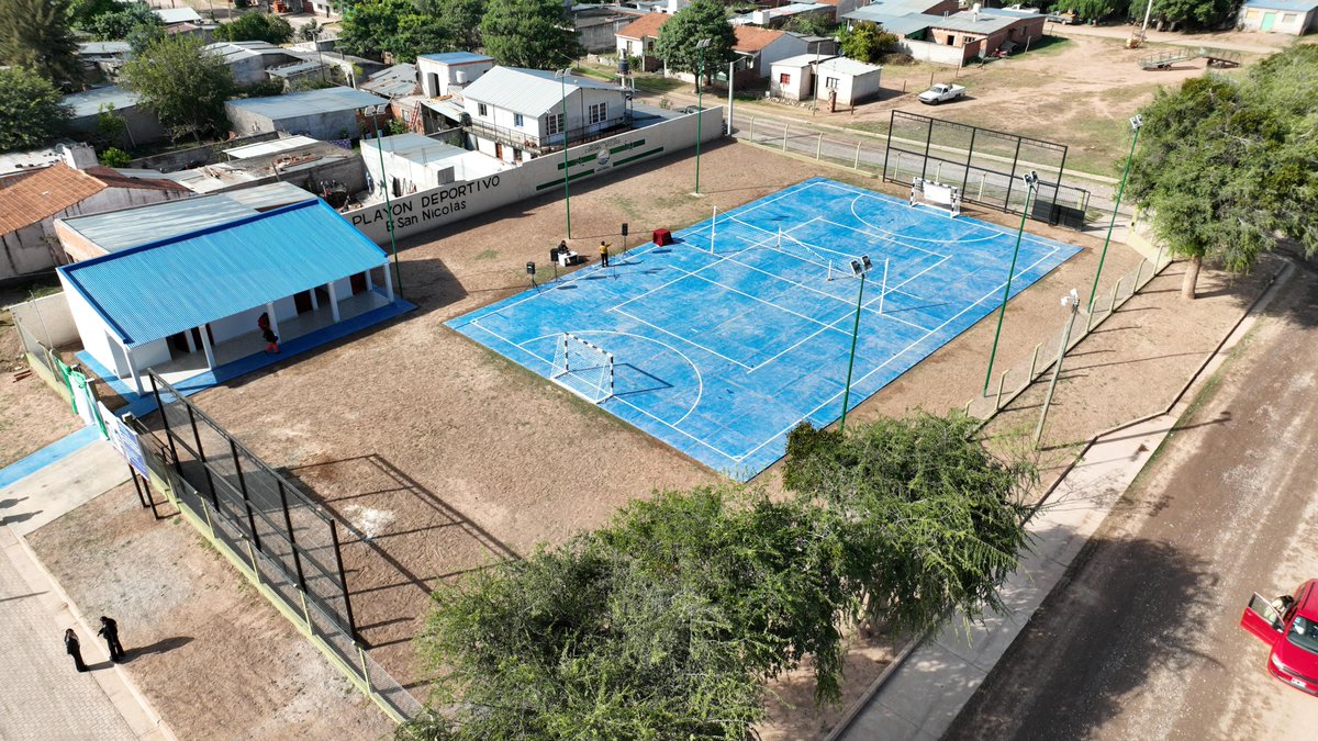 GustavoSaenzOK's tweet photo. Un nuevo espacio para encontrarse, hacer deporte y crecer.

En Coronel Moldes inauguramos un playón deportivo que integra a vecinos de cuatro barrios de la zona oeste.

Un lugar para chicos, jóvenes y familias, que promueve la actividad física, la inclusión y el encuentro.

Vamos a seguir generando estos espacios en toda la provincia, fortaleciendo la integración y las oportunidades para nuestra gente.