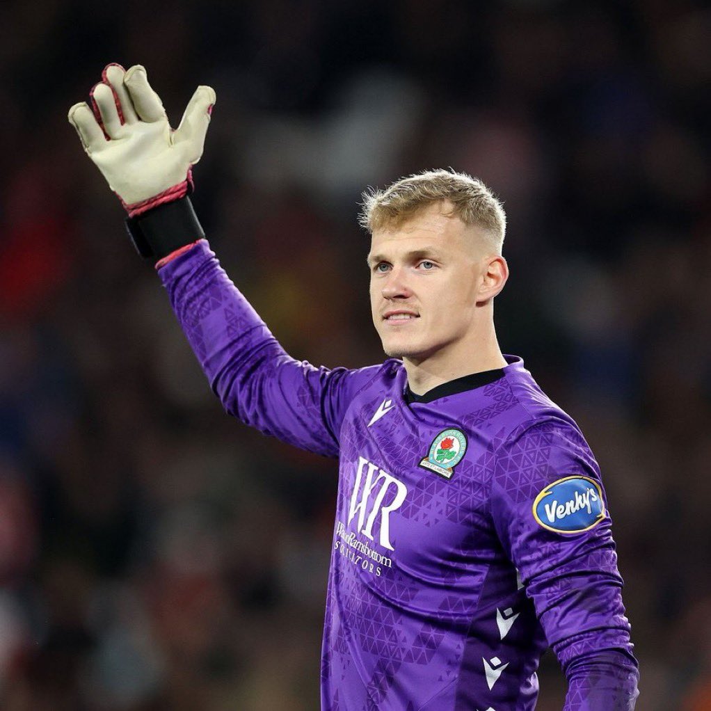 Talkcherries_afcb tweet media