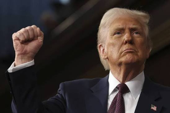 CNToWest tweet media