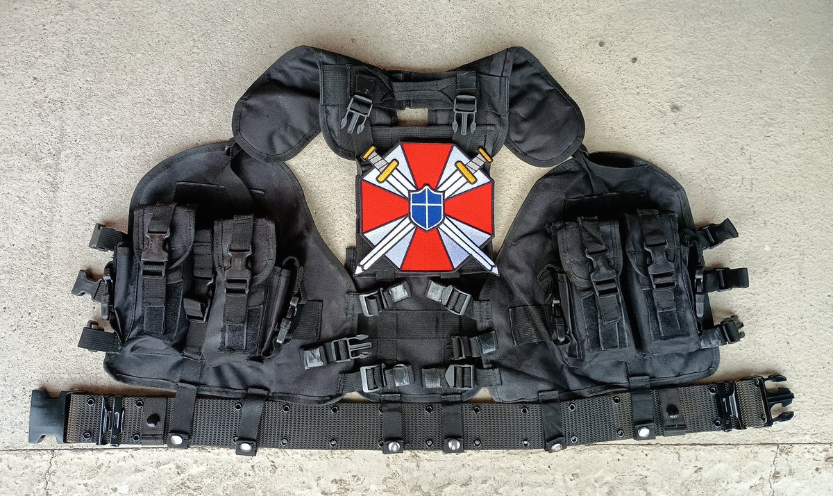 PS『バイオハザード3』版のアンブレラ社U.B.C.S装備やってました。

中学生くらいの時にあのオープニングムービー見て、ずっと憧れてました。